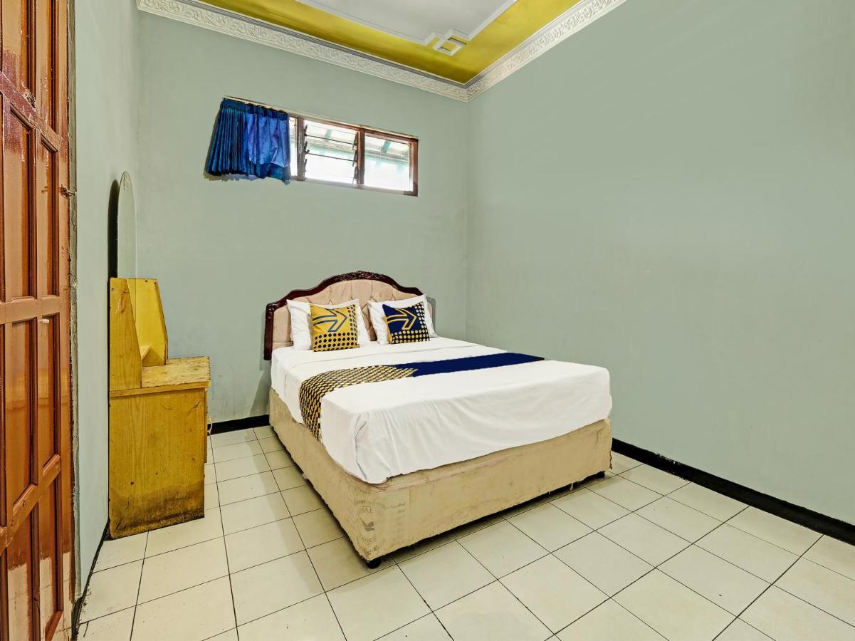 Hotel Spot On 91715 Citra Dewi 1